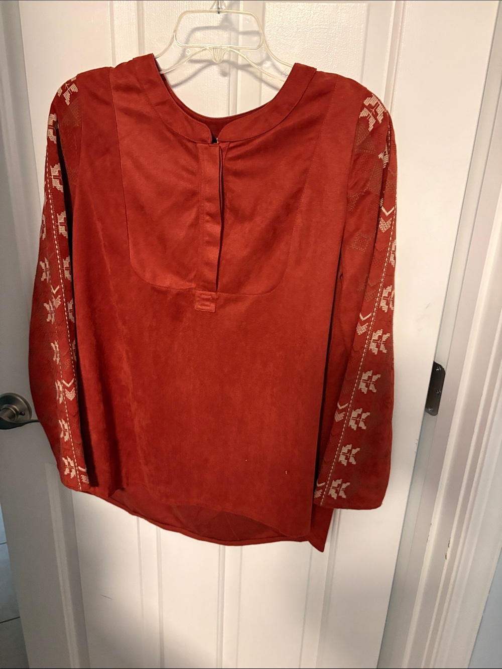 Monoreno Rust Red Embroidered Sleeve Tunic Top